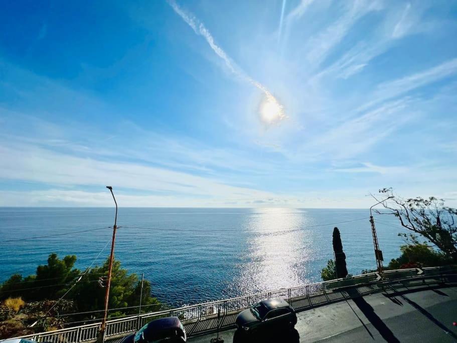 Suite Sunset 7 - Fronte Mare Санремо Екстер'єр фото