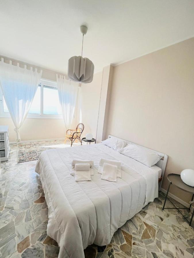 Suite Sunset 7 - Fronte Mare Санремо Екстер'єр фото